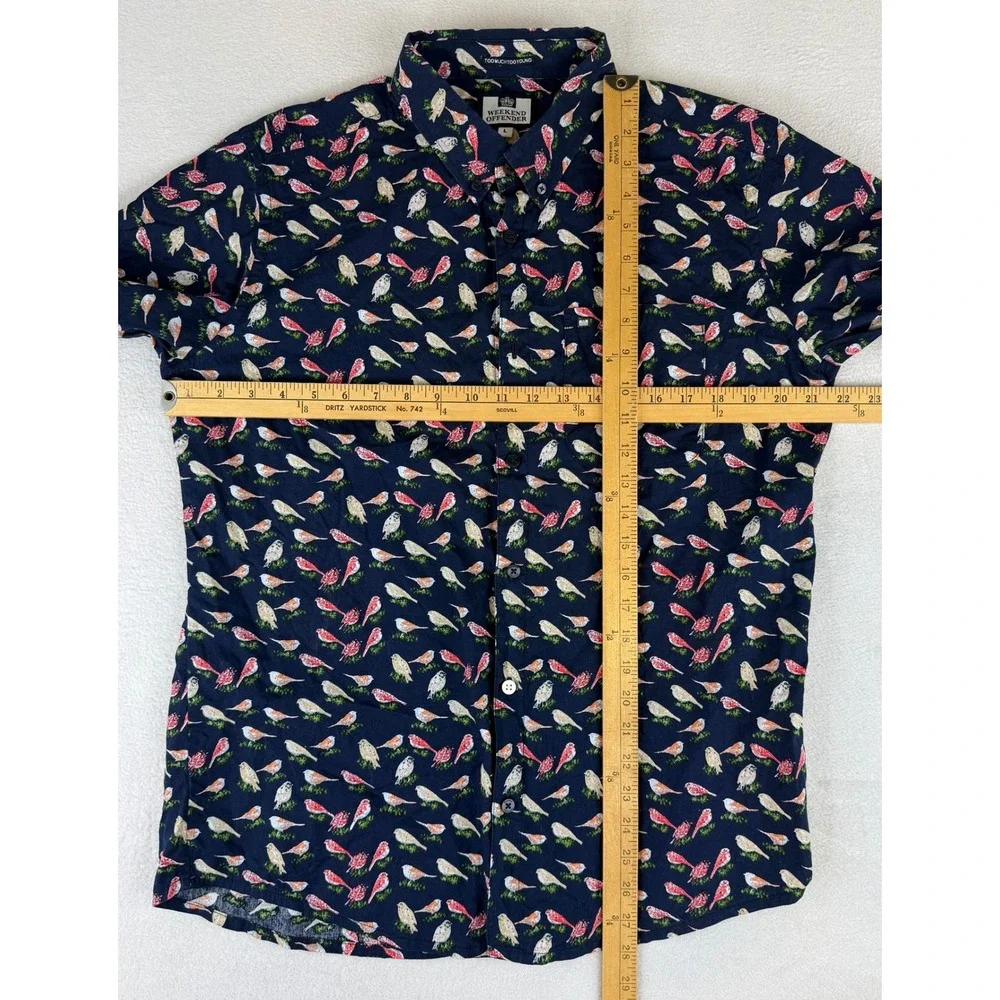 Weekend Offender Button Down Shirt Mens Large‎ Navy Blue Bird Print Short Sleeve